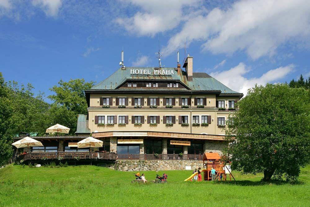 Hotel Praha Spindleruv Mlyn Exterior photo